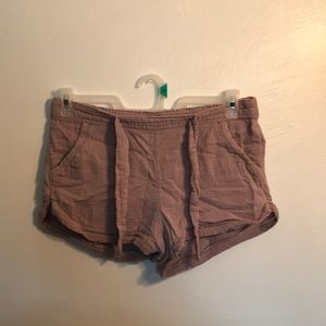 Light purple shorts with pockets